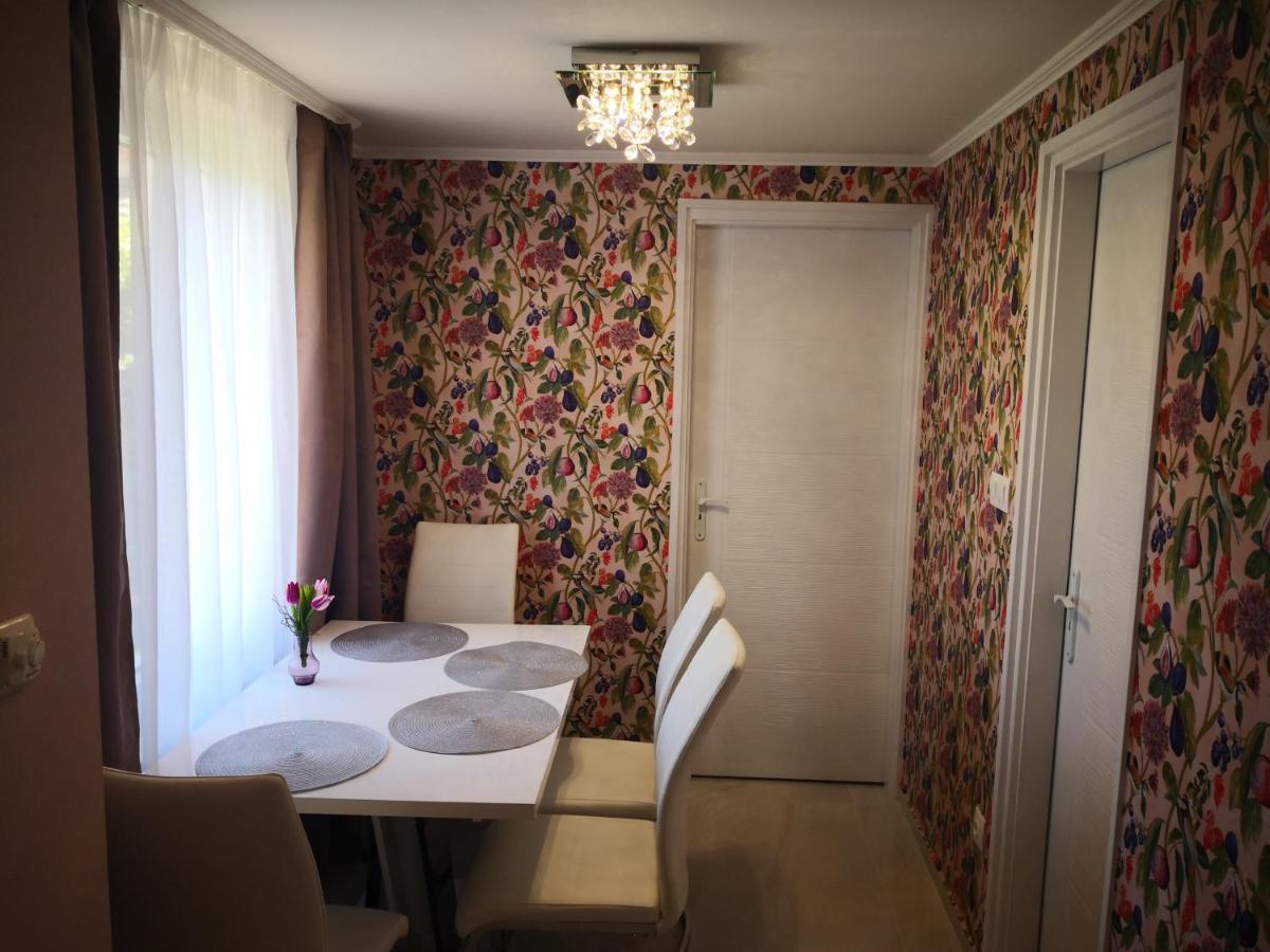 Kupola Apartman Сегед Экстерьер фото