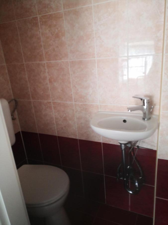Kupola Apartman Сегед Экстерьер фото