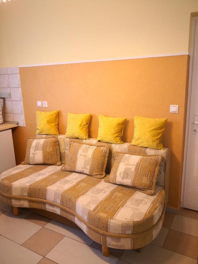Kupola Apartman Сегед Экстерьер фото