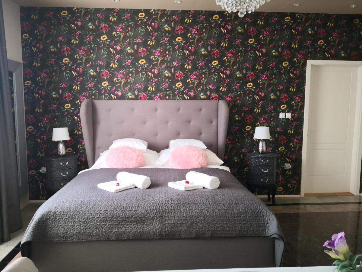 Kupola Apartman Сегед Экстерьер фото