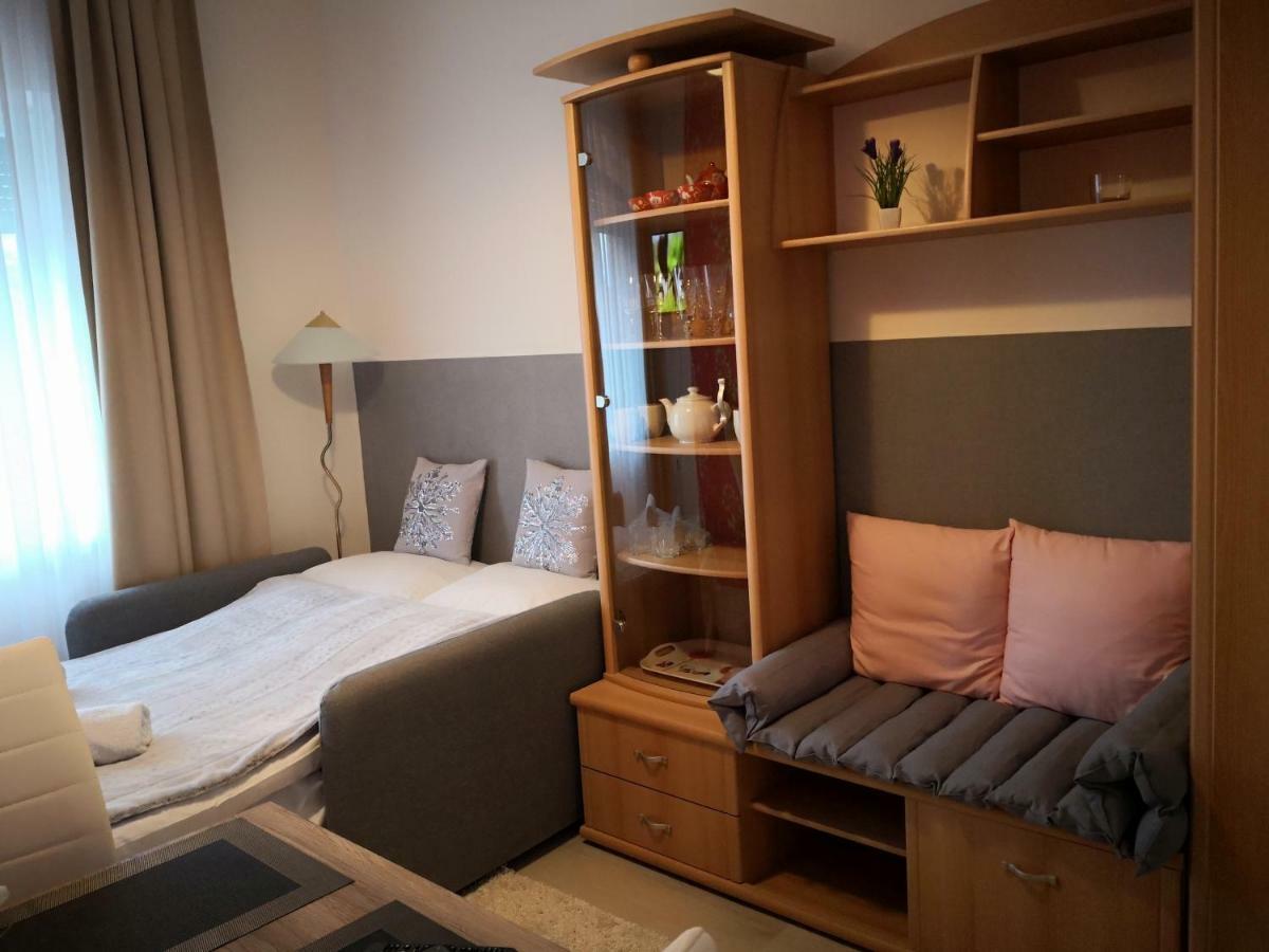 Kupola Apartman Сегед Экстерьер фото
