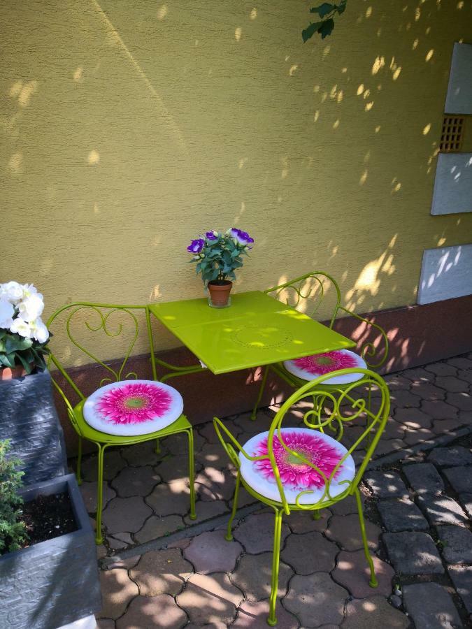 Kupola Apartman Сегед Экстерьер фото