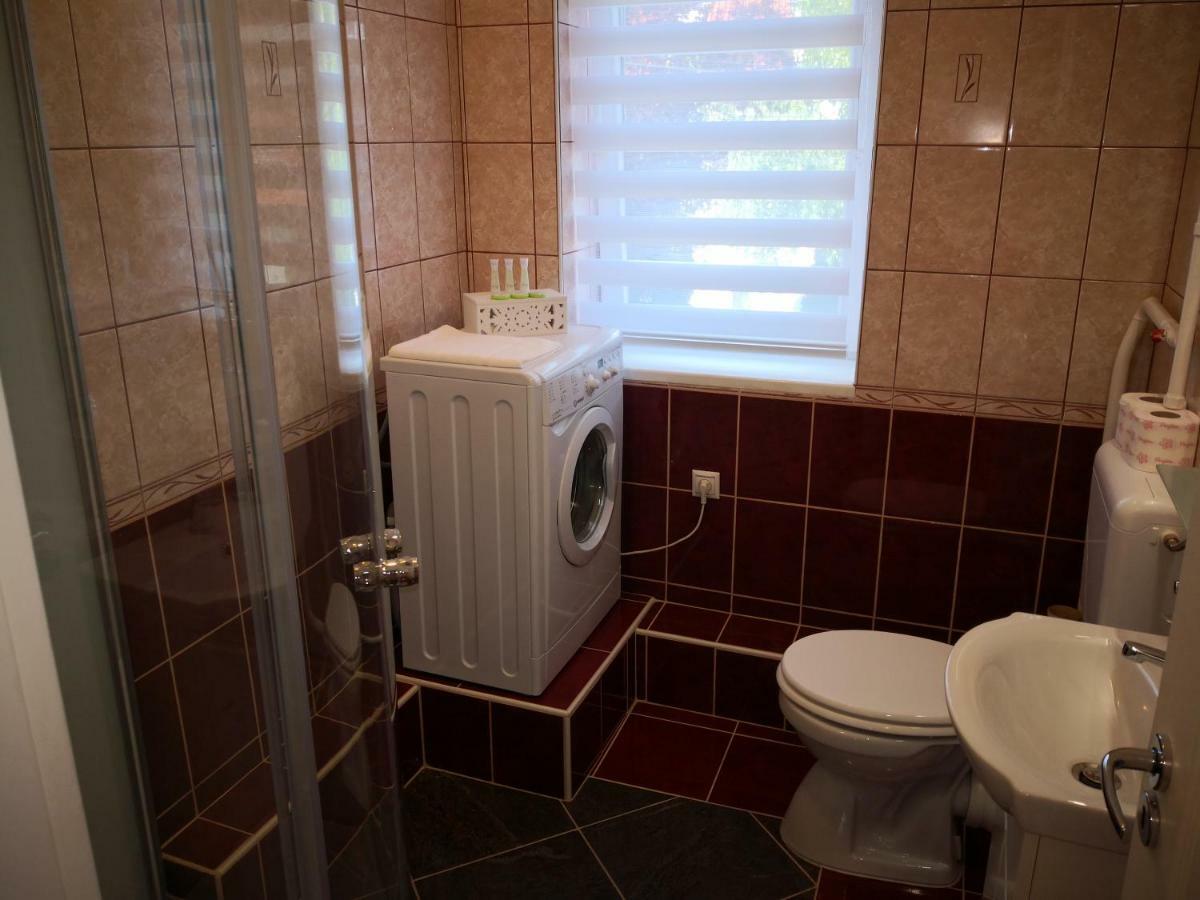 Kupola Apartman Сегед Экстерьер фото