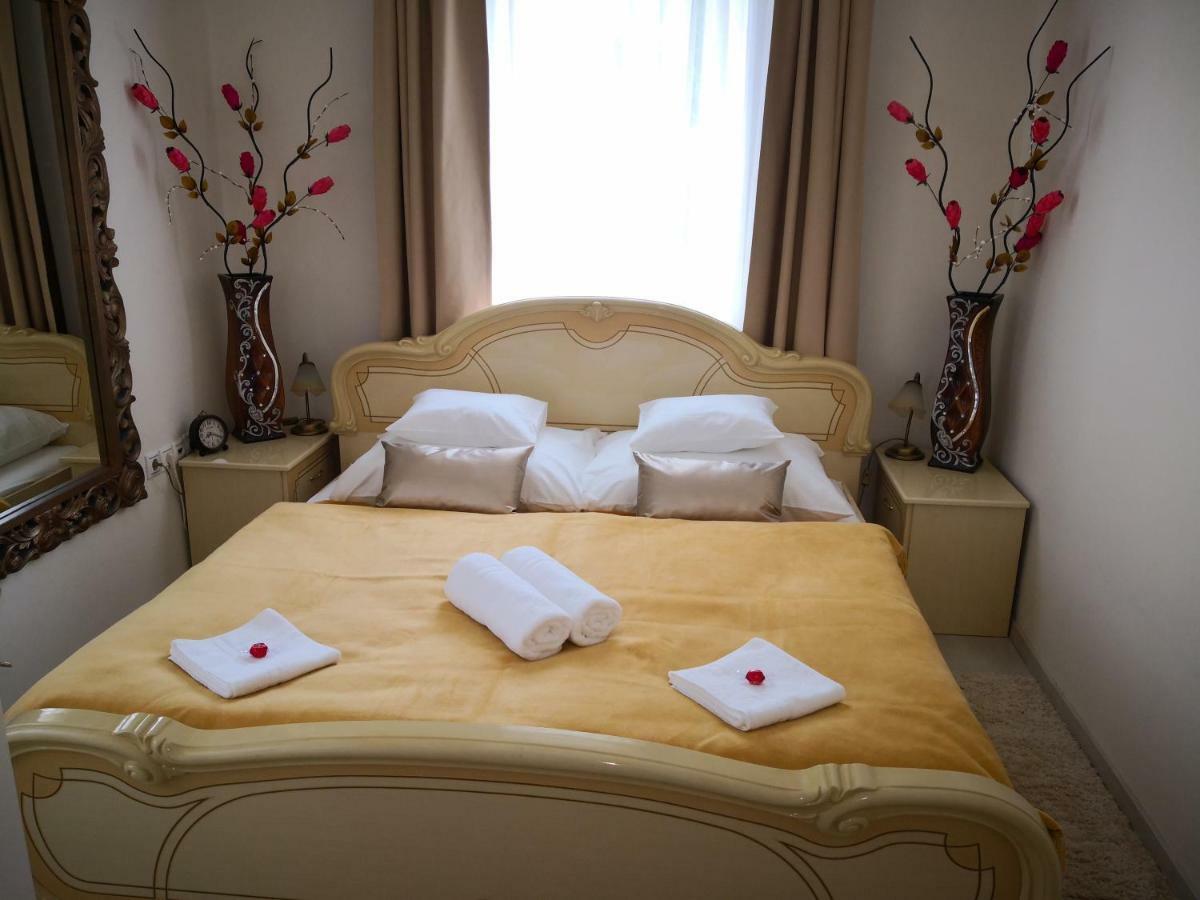 Kupola Apartman Сегед Экстерьер фото